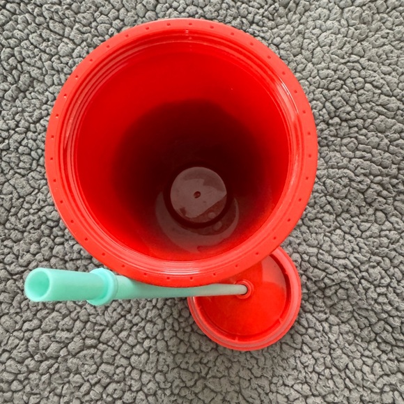 Starbucks Venti 24 oz tumbler in red, blue and turquoise marble waves - Picture 2 of 12